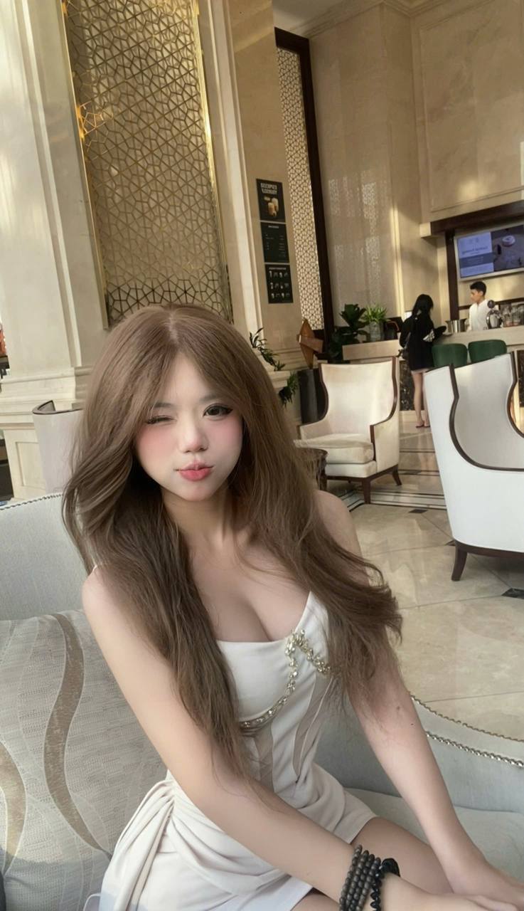 Anh Gai Sexxy   Sức Hút Mãnh Liệt Của Các Hot Girl Trên Mạng Xã Hội