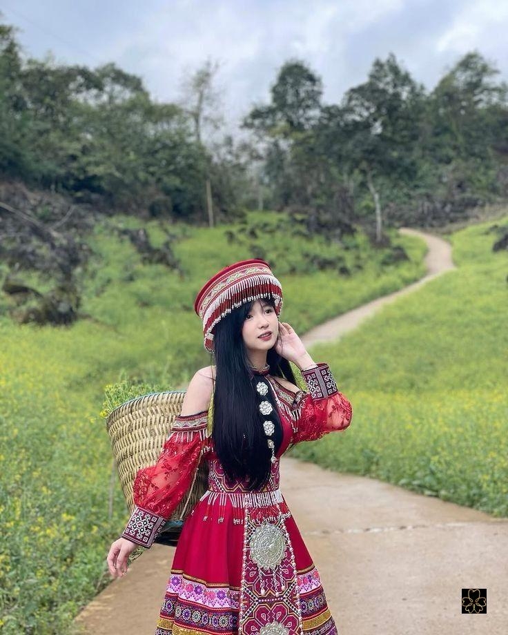 Gai Dep Koa Than   Phân Tích Sự Ảnh Hưởng Và Xã Hội Hóa Của Xu Hướng Này